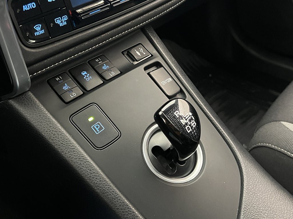 Vehicle Image 18