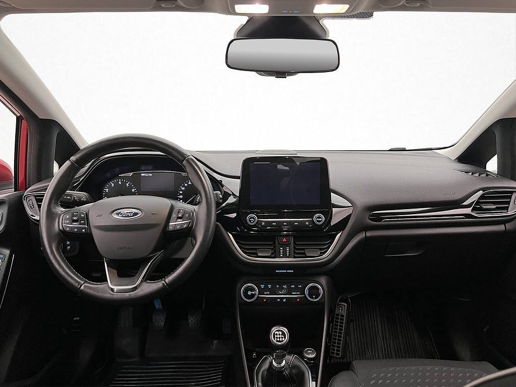 Vehicle Image 12