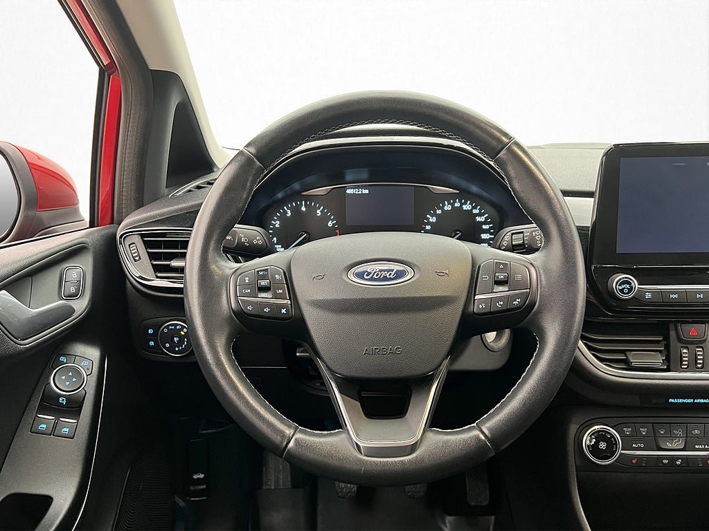 Vehicle Image 13