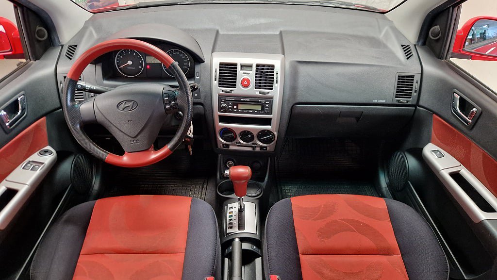 Vehicle Image 10