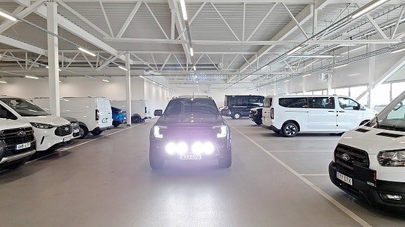 Vehicle Image 13