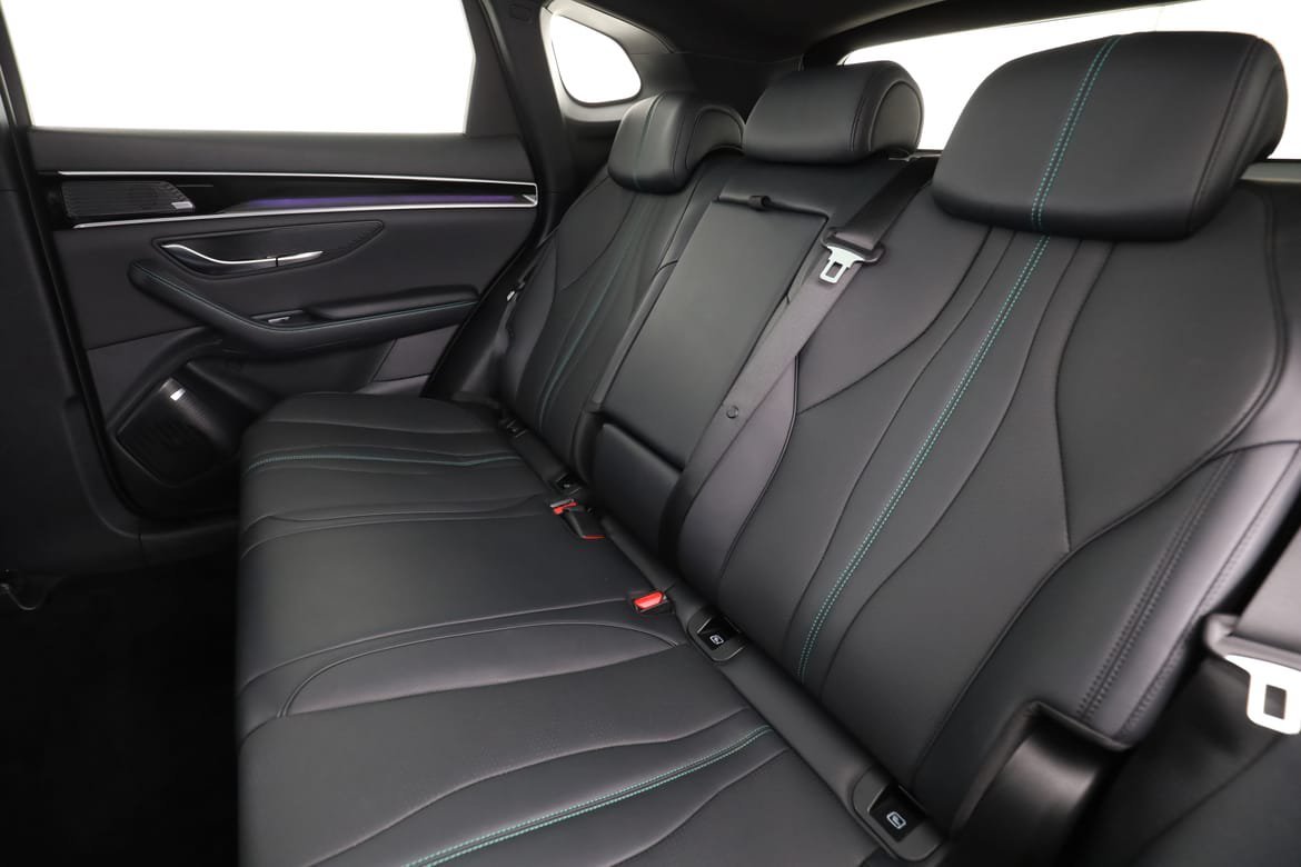 Vehicle Image 15