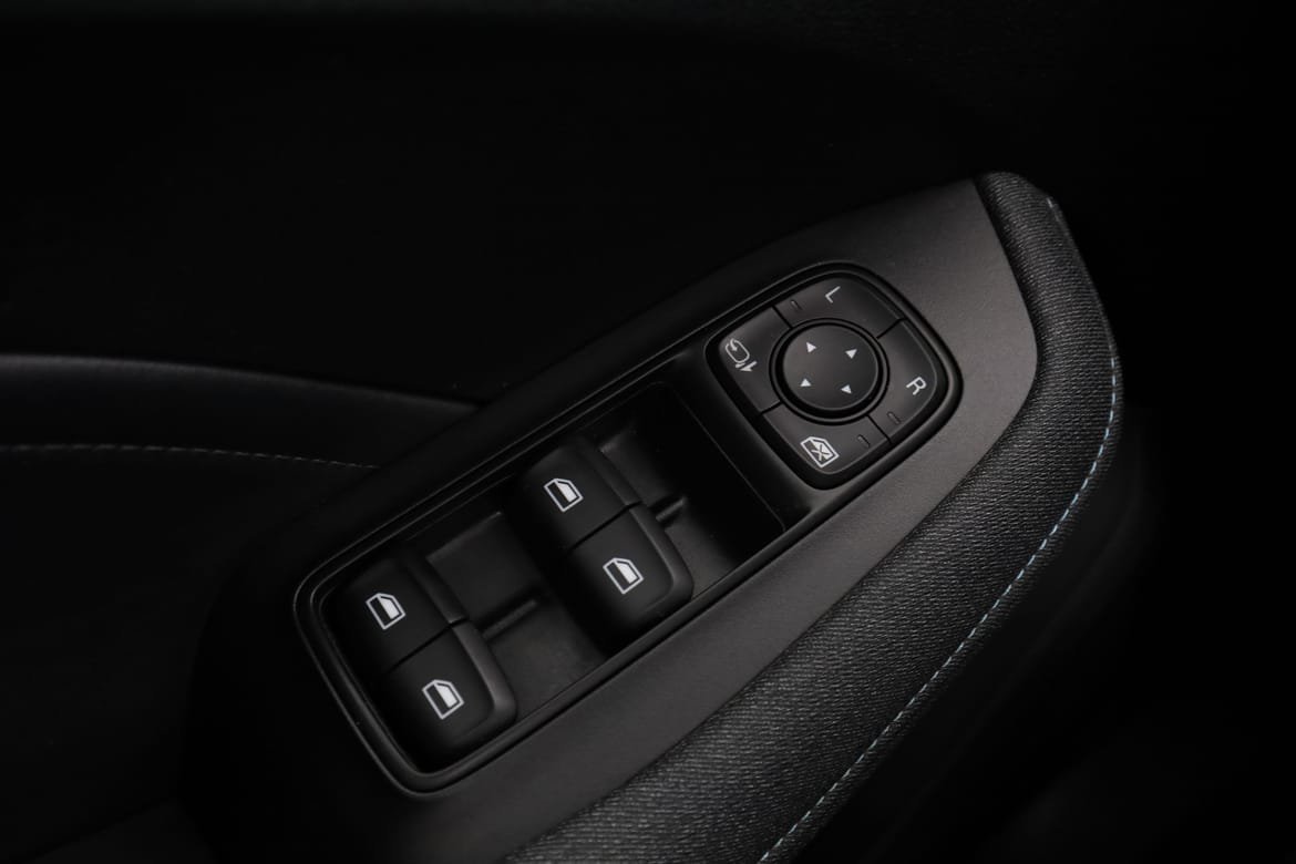 Vehicle Image 35