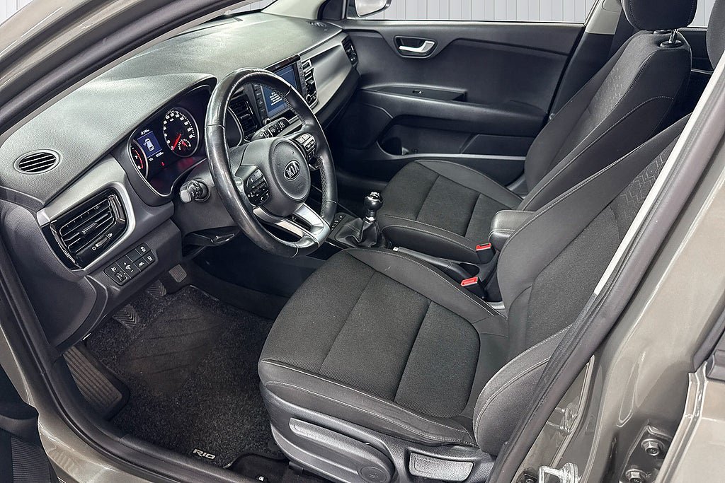 Vehicle Image 17