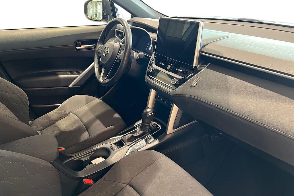 Vehicle Image 8