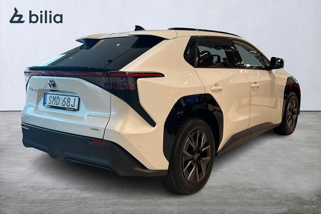 Vehicle Image 19