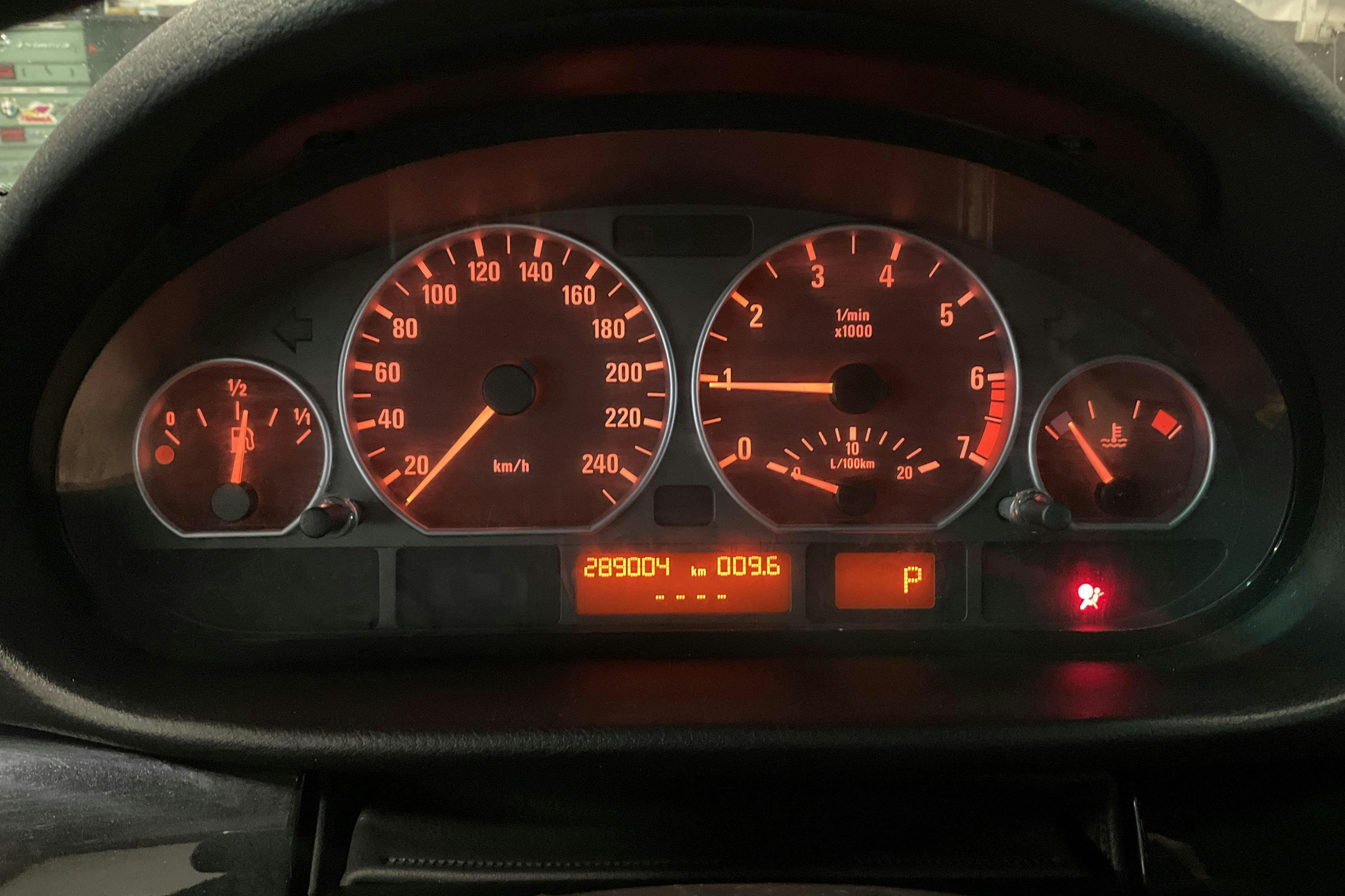 Vehicle Image 10