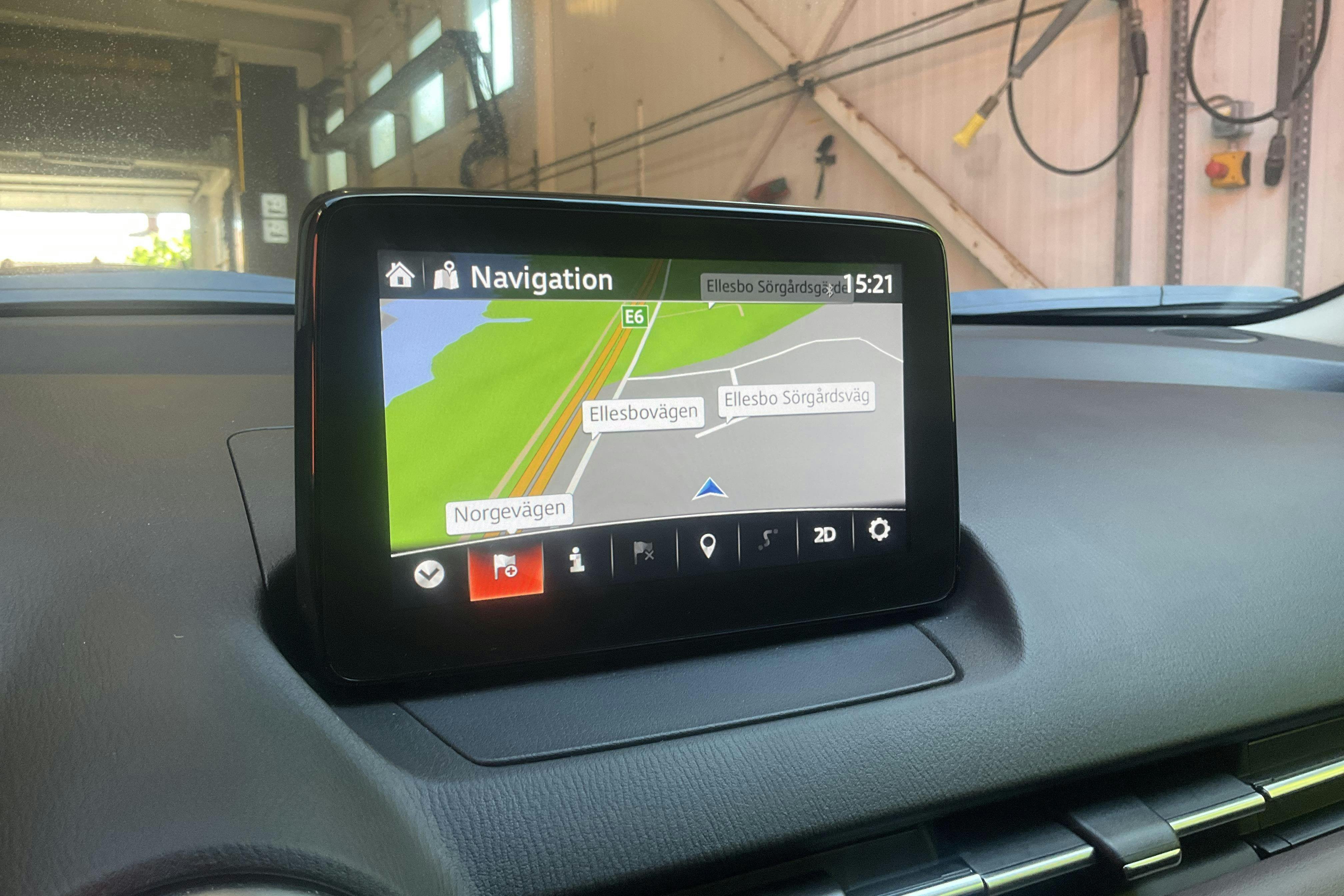 Vehicle Image 11