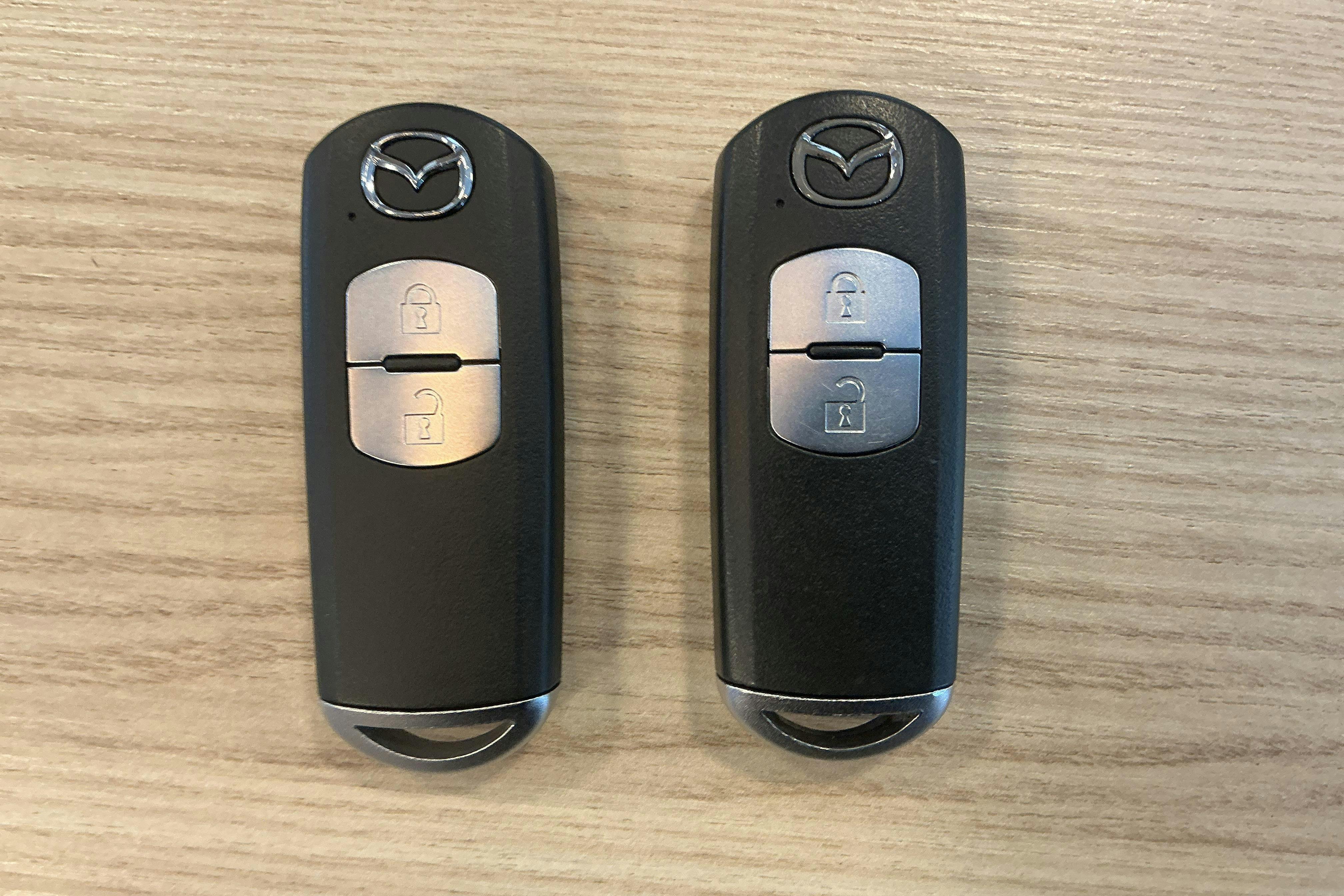 Vehicle Image 16