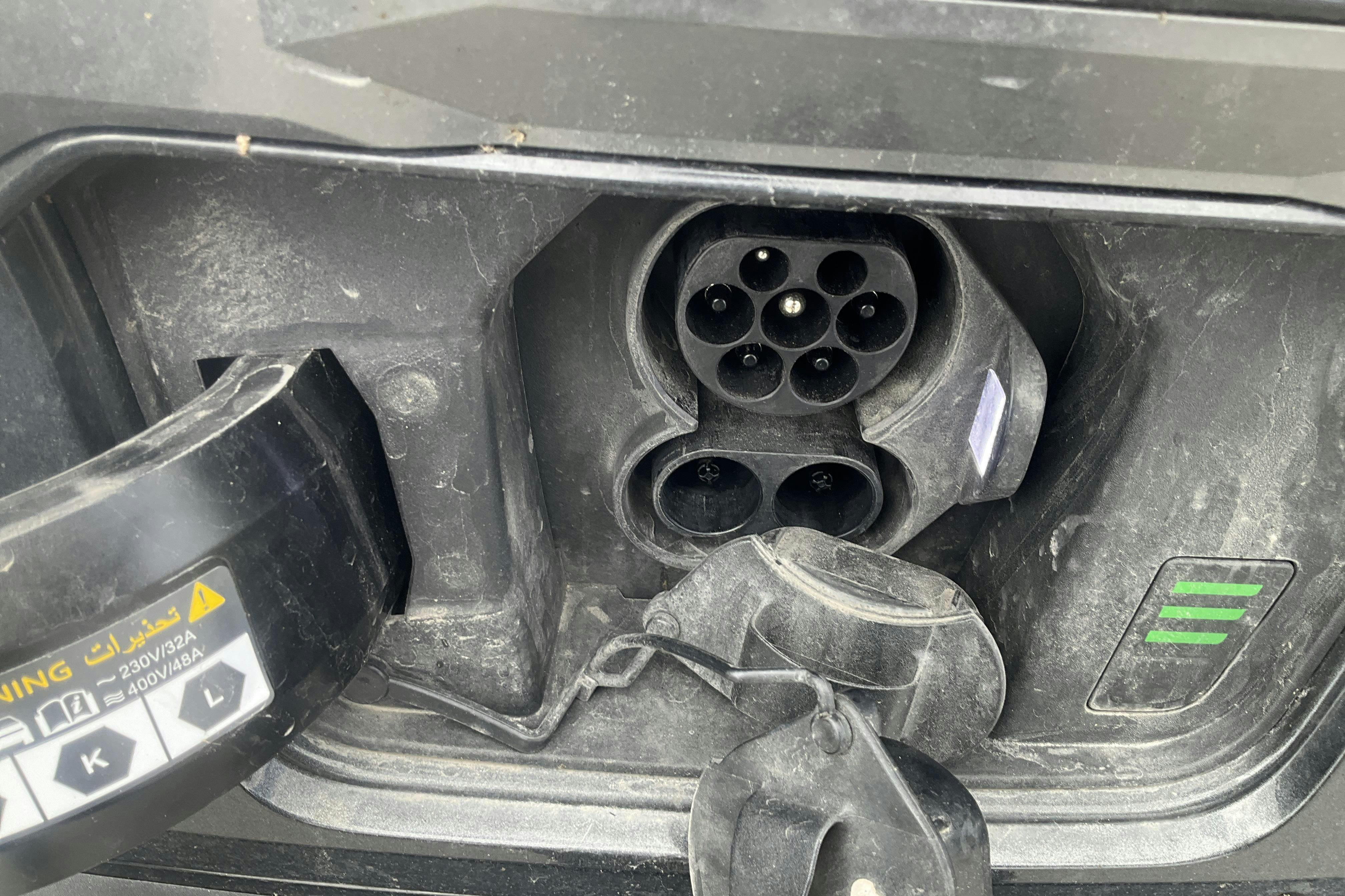 Vehicle Image 15