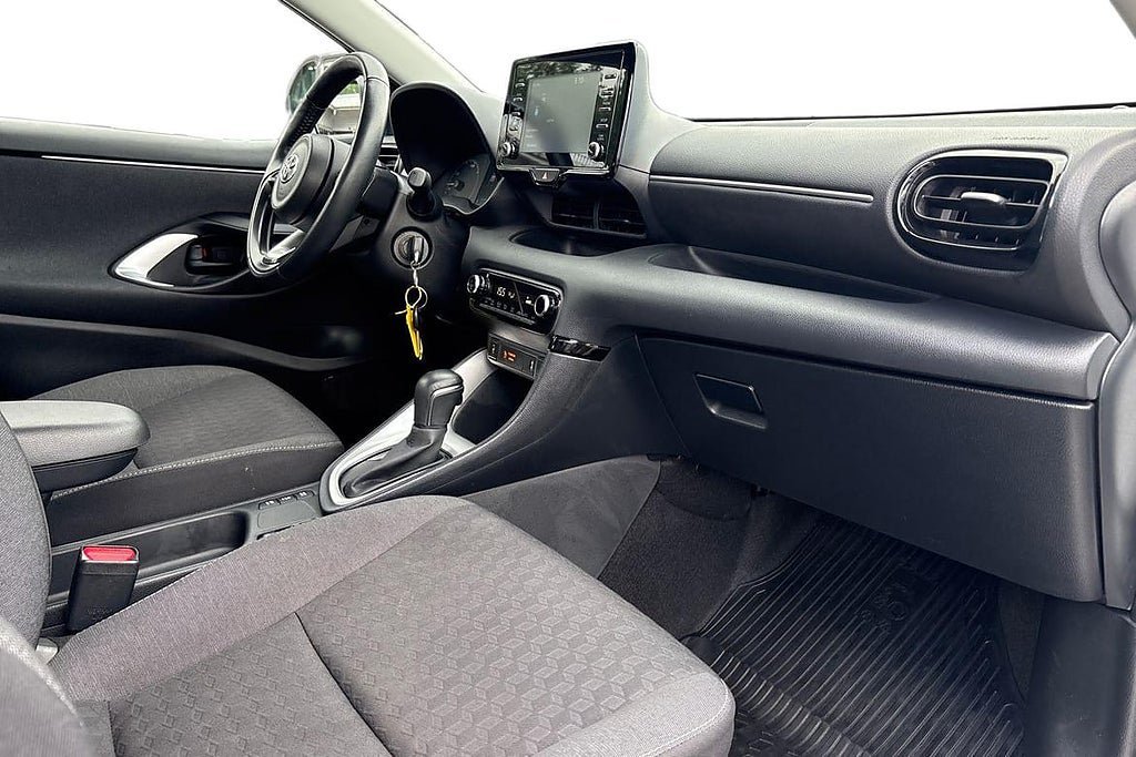 Vehicle Image 7