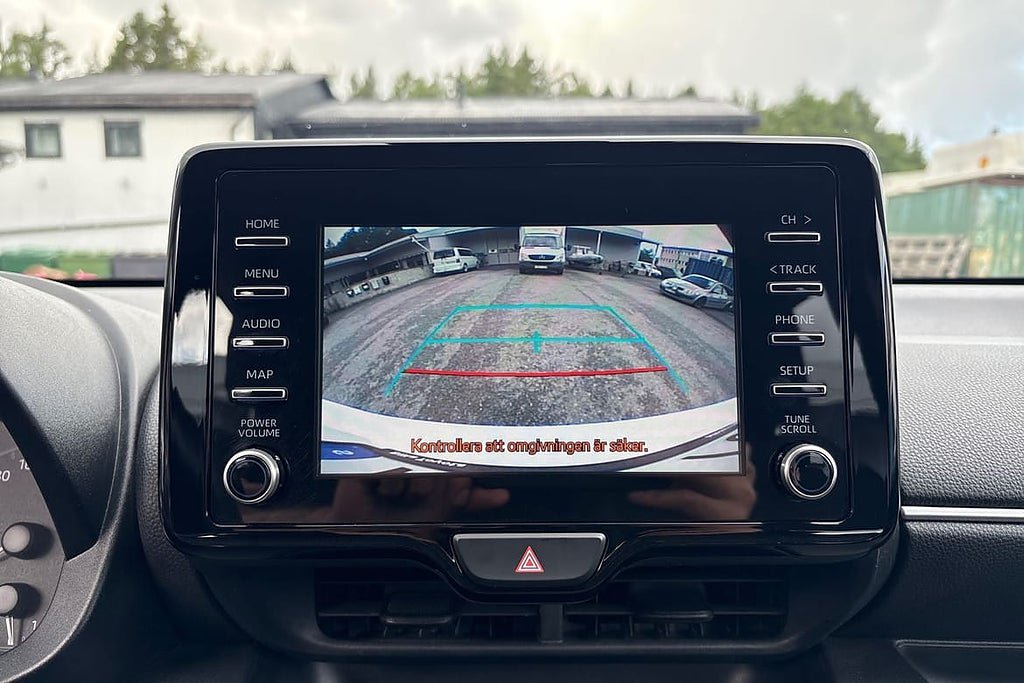 Vehicle Image 15