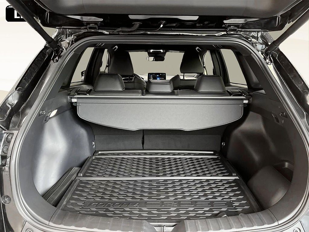 Vehicle Image 12