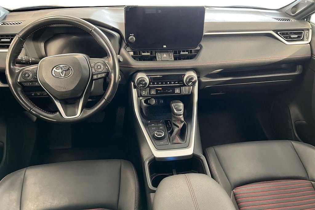 Vehicle Image 10