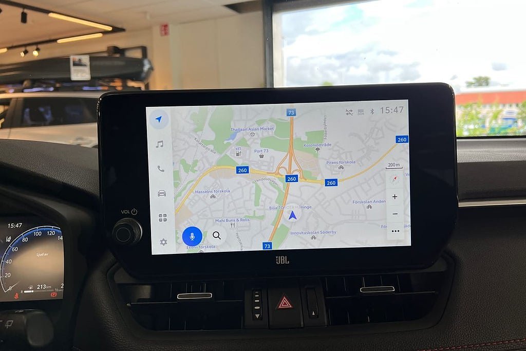 Vehicle Image 15