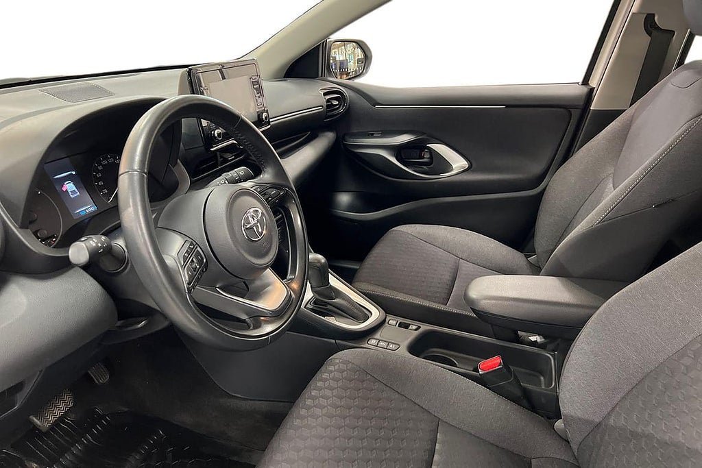 Vehicle Image 14