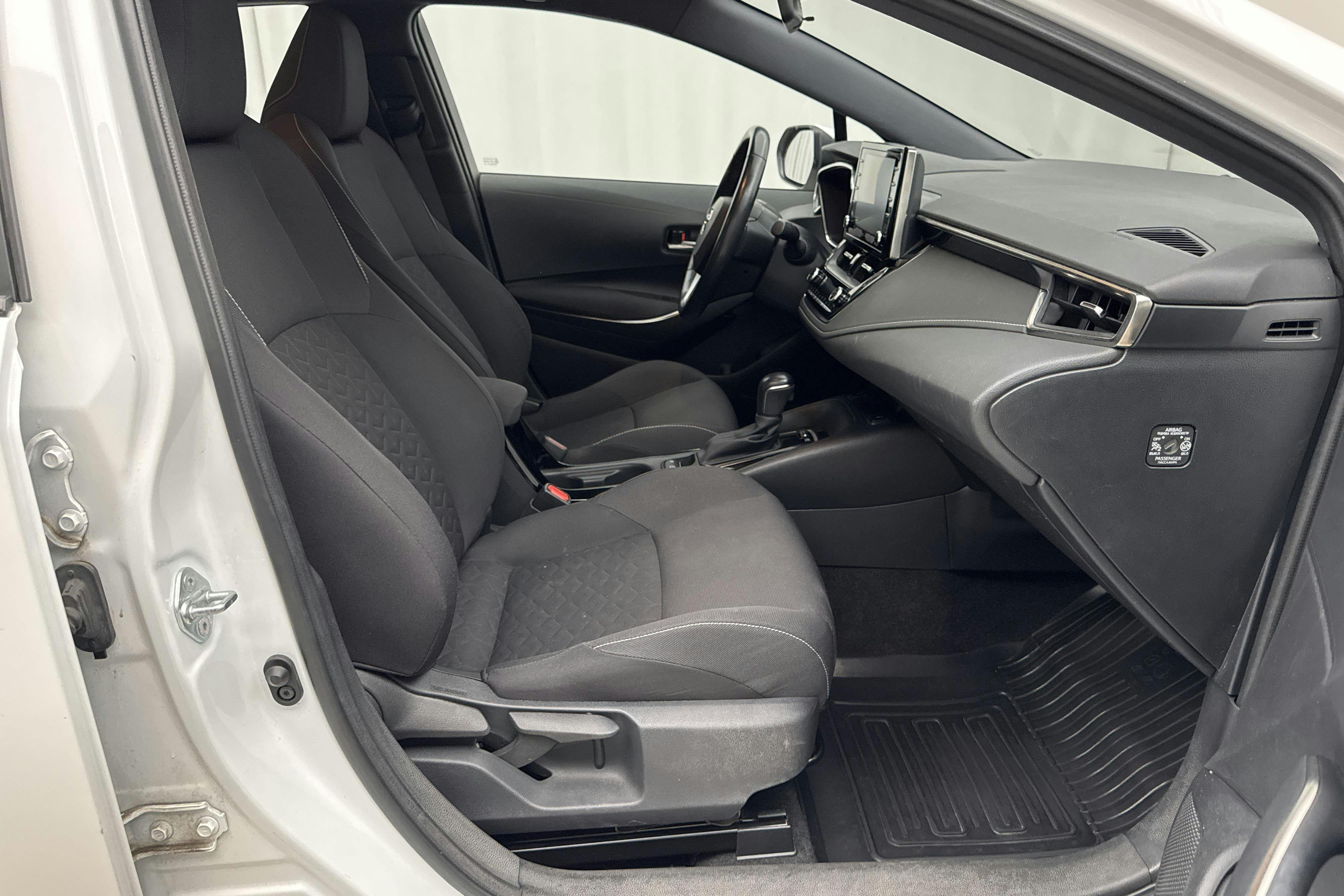 Vehicle Image 7