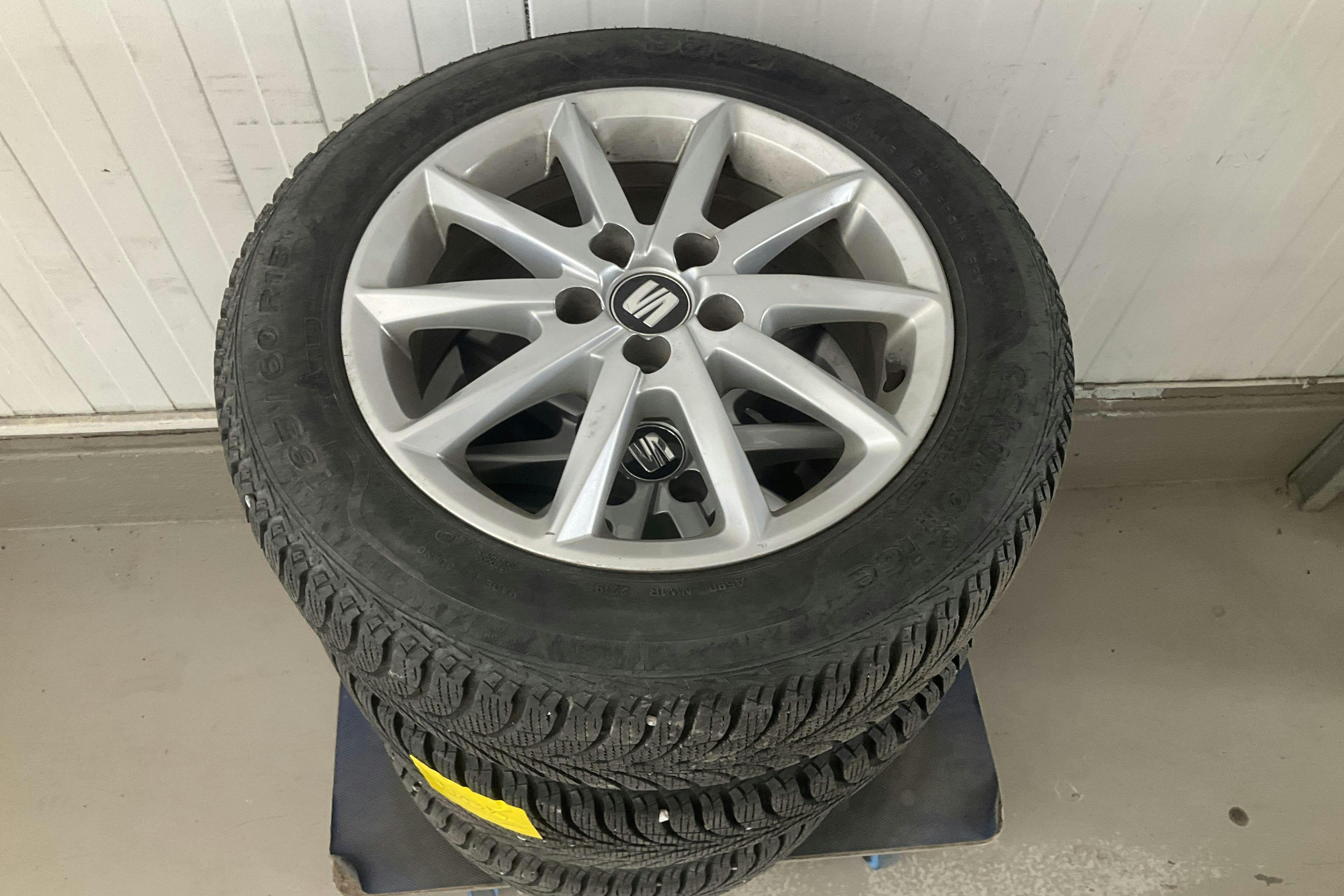 Vehicle Image 14