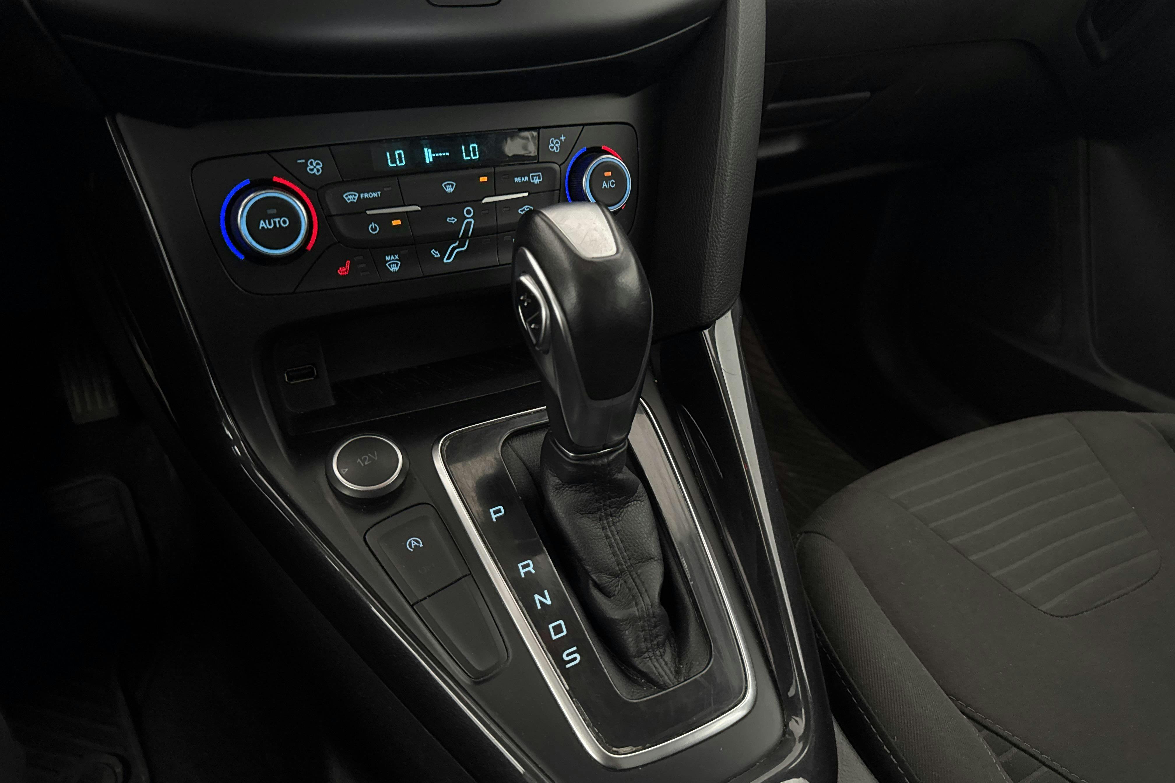 Vehicle Image 14