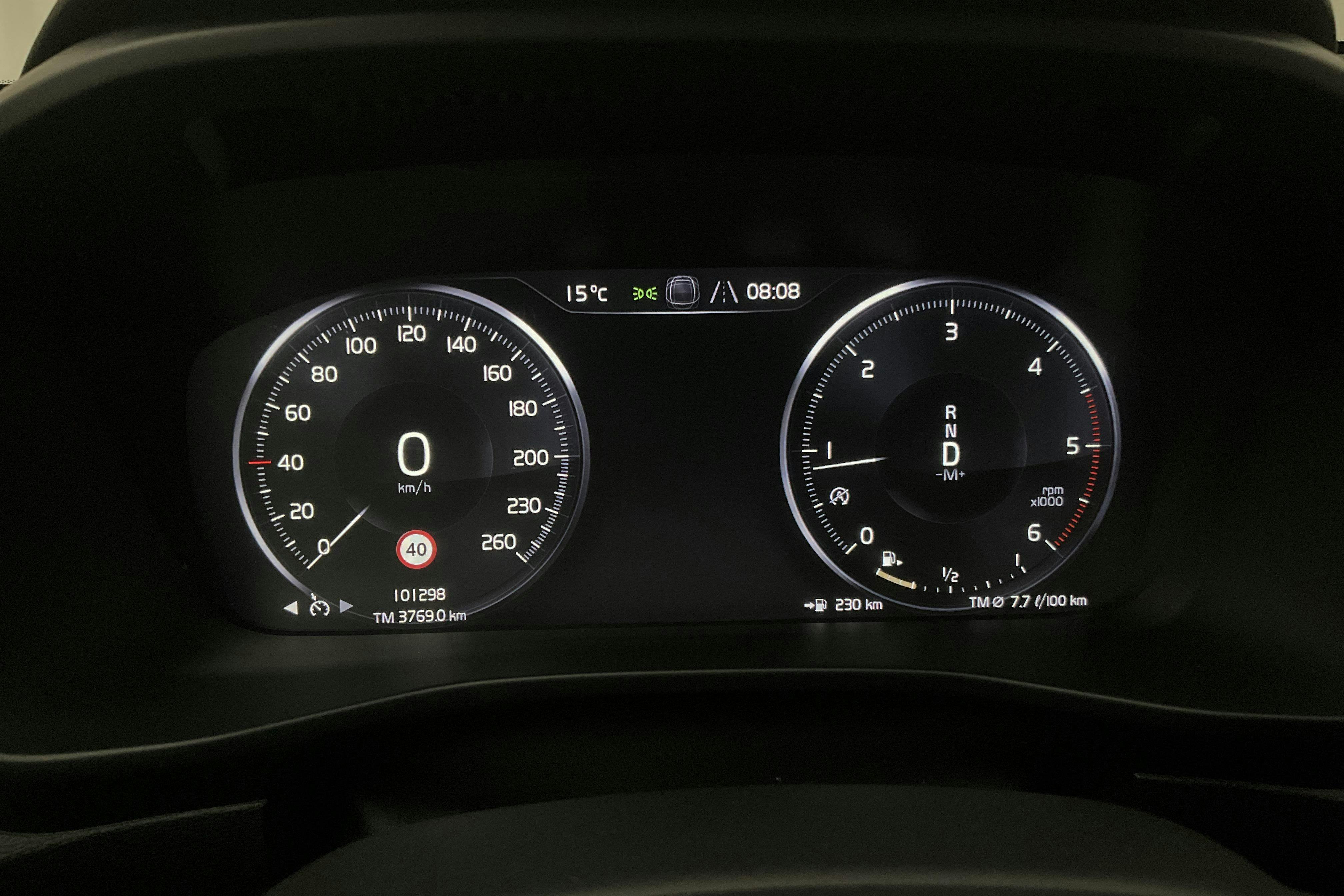 Vehicle Image 10
