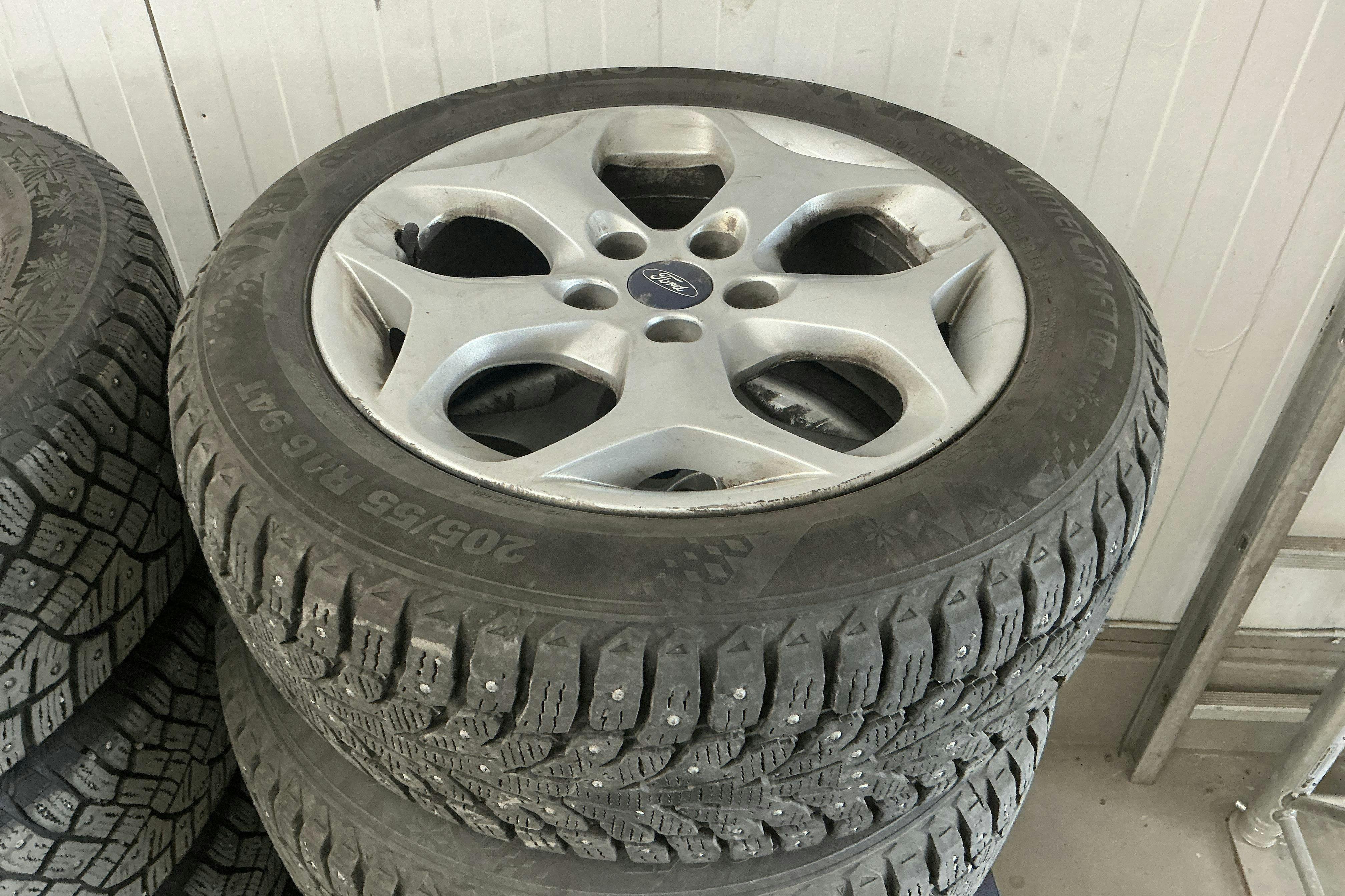 Vehicle Image 15