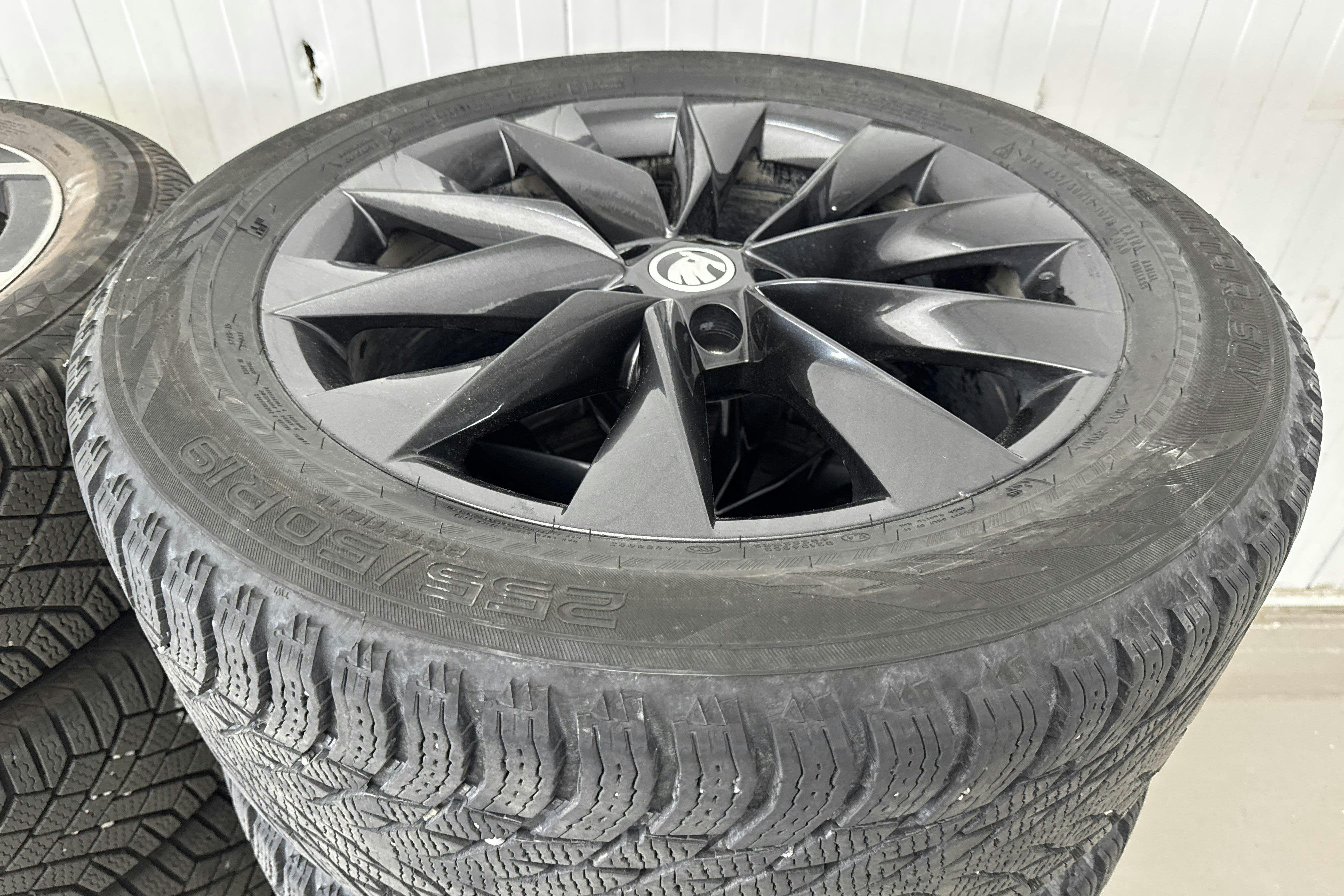 Vehicle Image 19