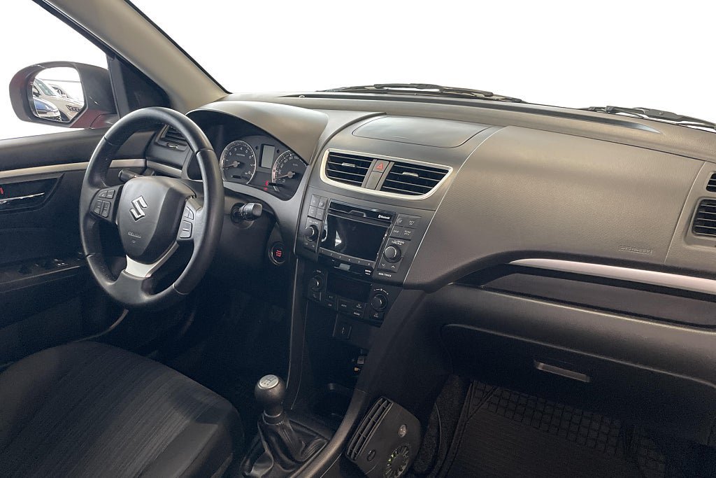 Vehicle Image 15