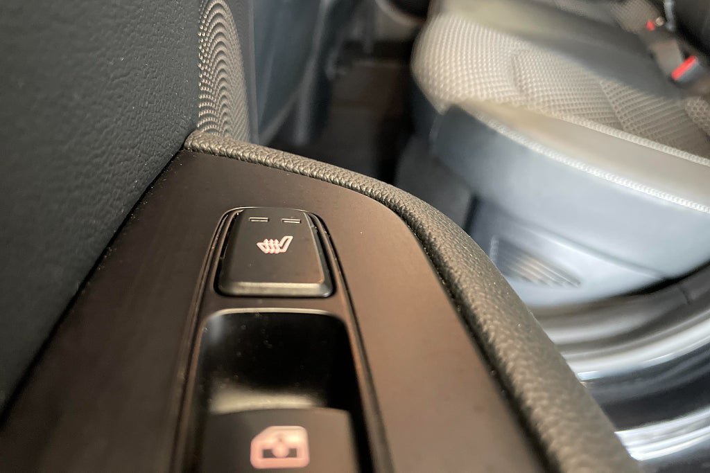 Vehicle Image 23