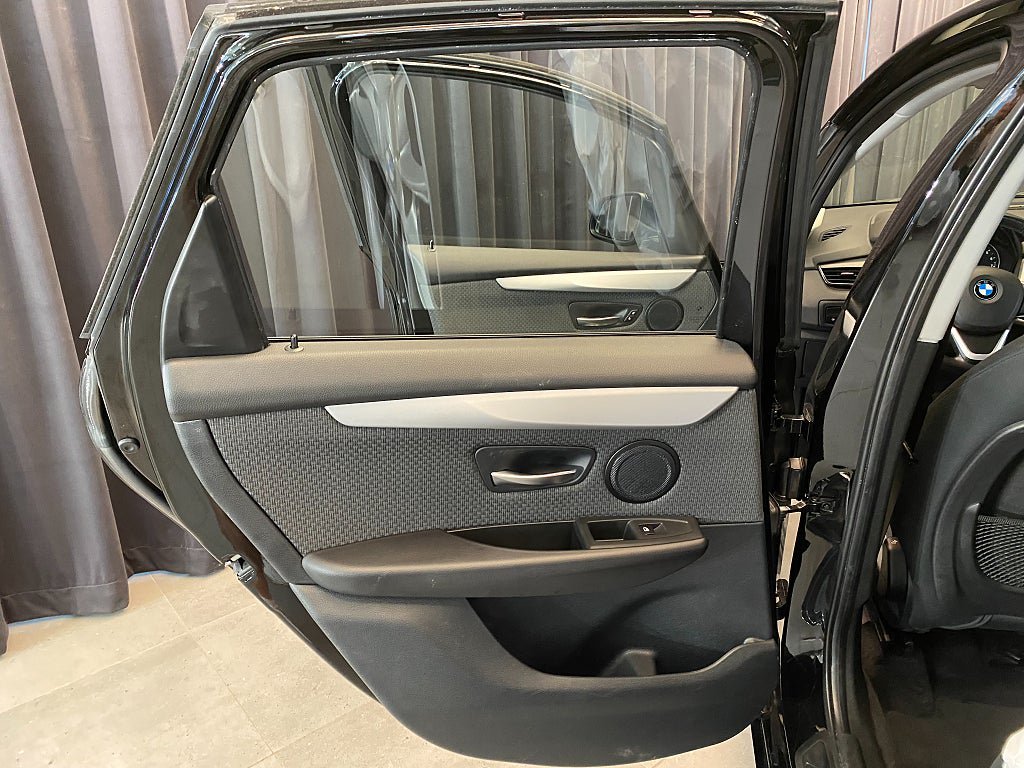 Vehicle Image 33