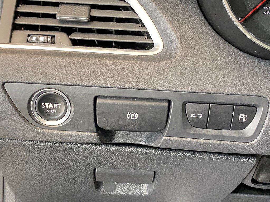 Vehicle Image 50