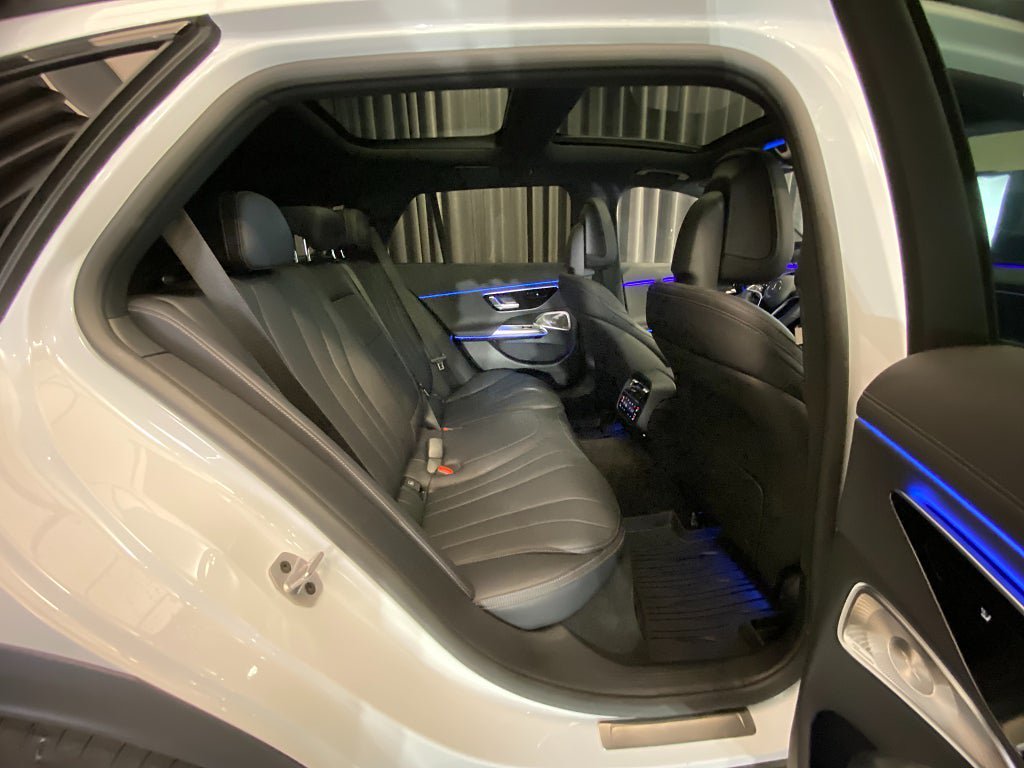 Vehicle Image 90