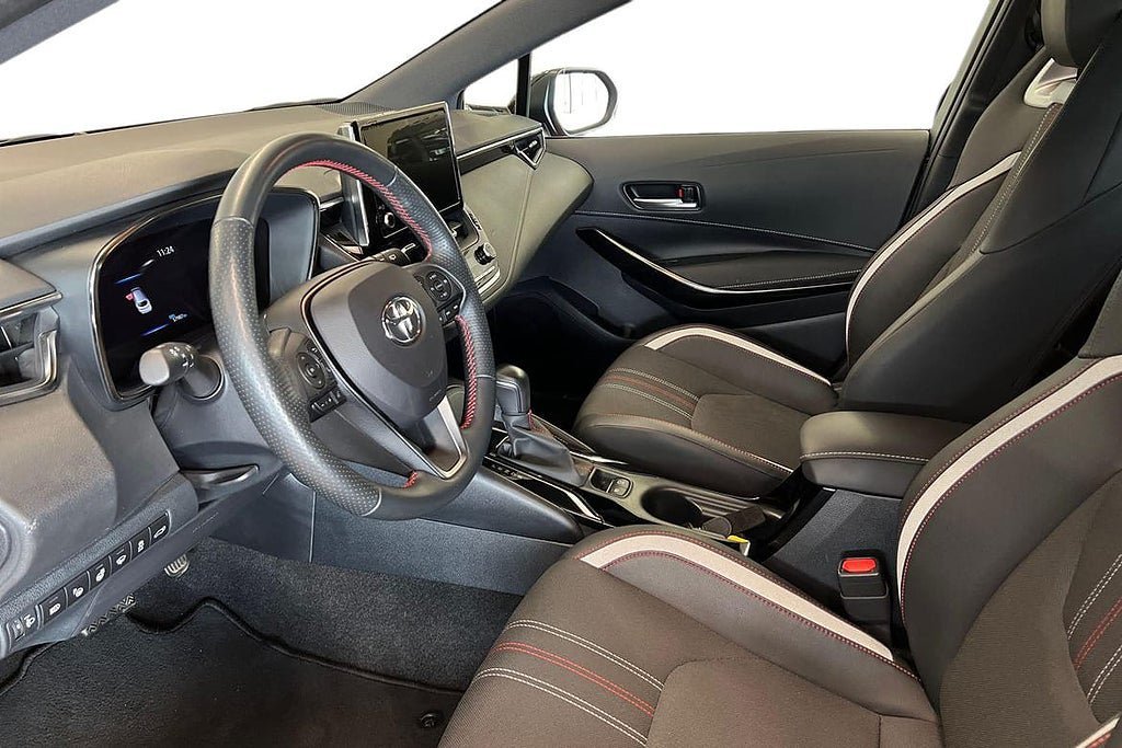 Vehicle Image 14