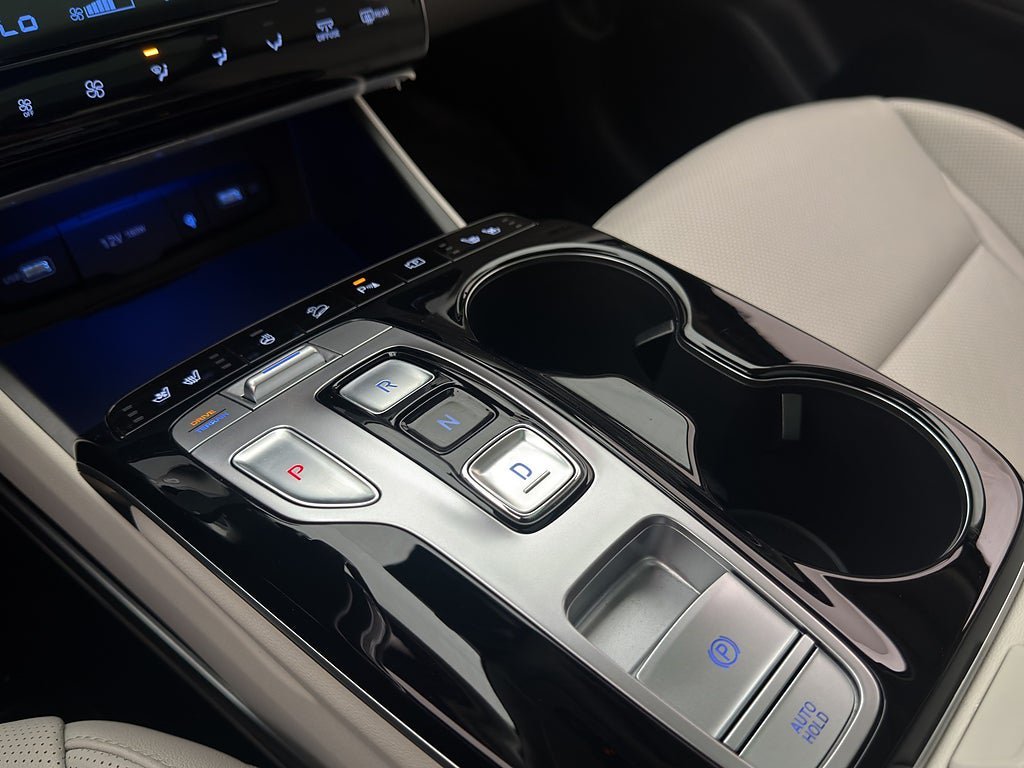 Vehicle Image 23