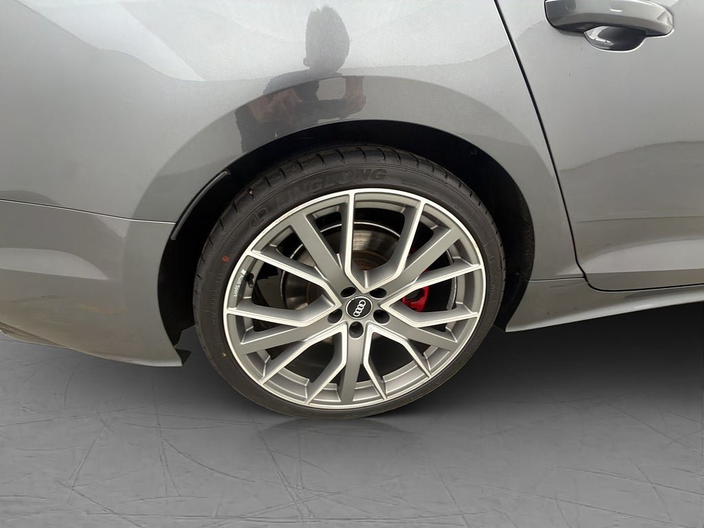 Vehicle Image 31