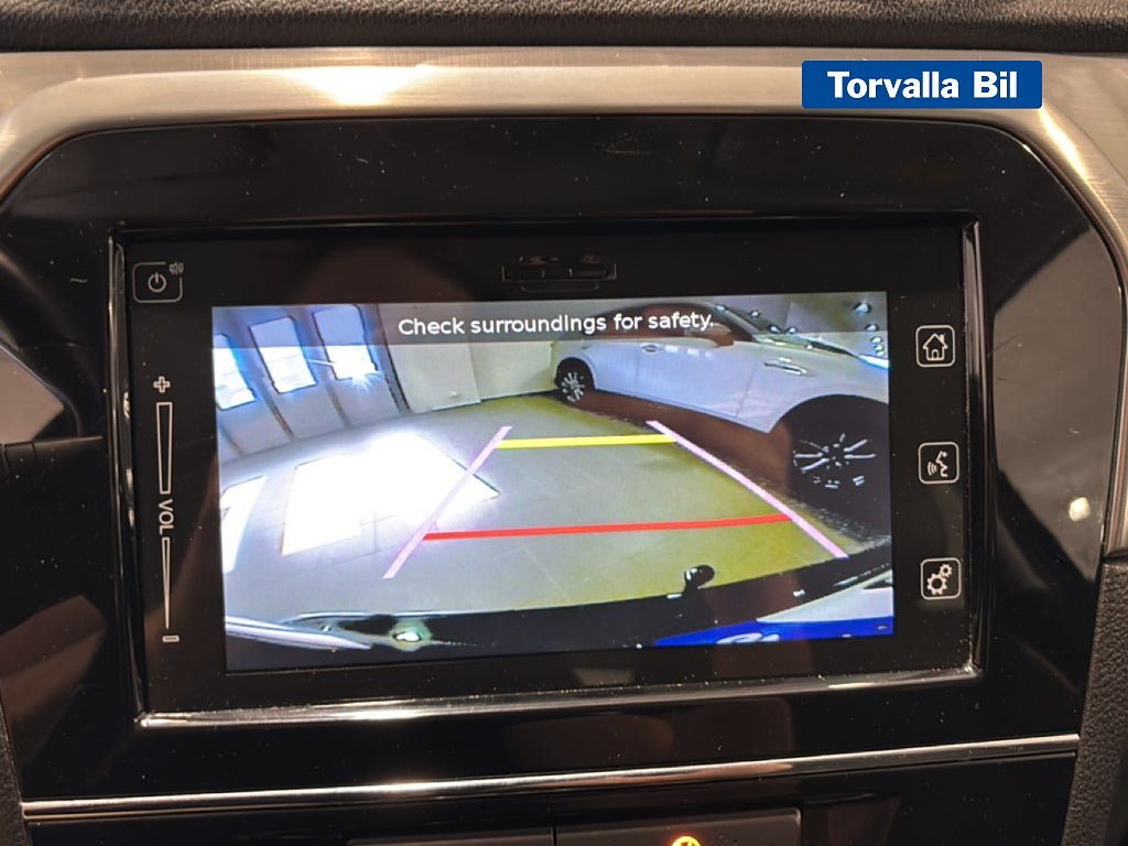 Vehicle Image 13