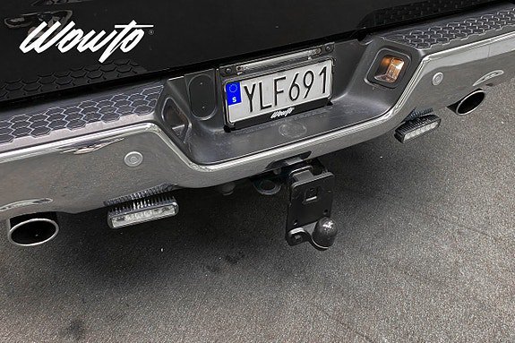 Vehicle Image 23