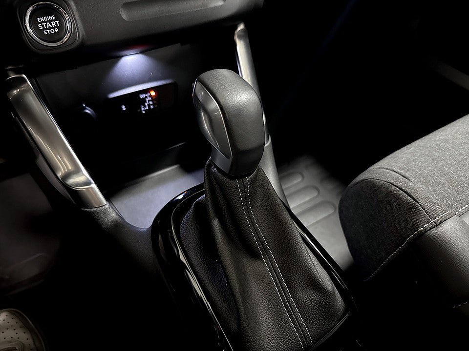 Vehicle Image 13