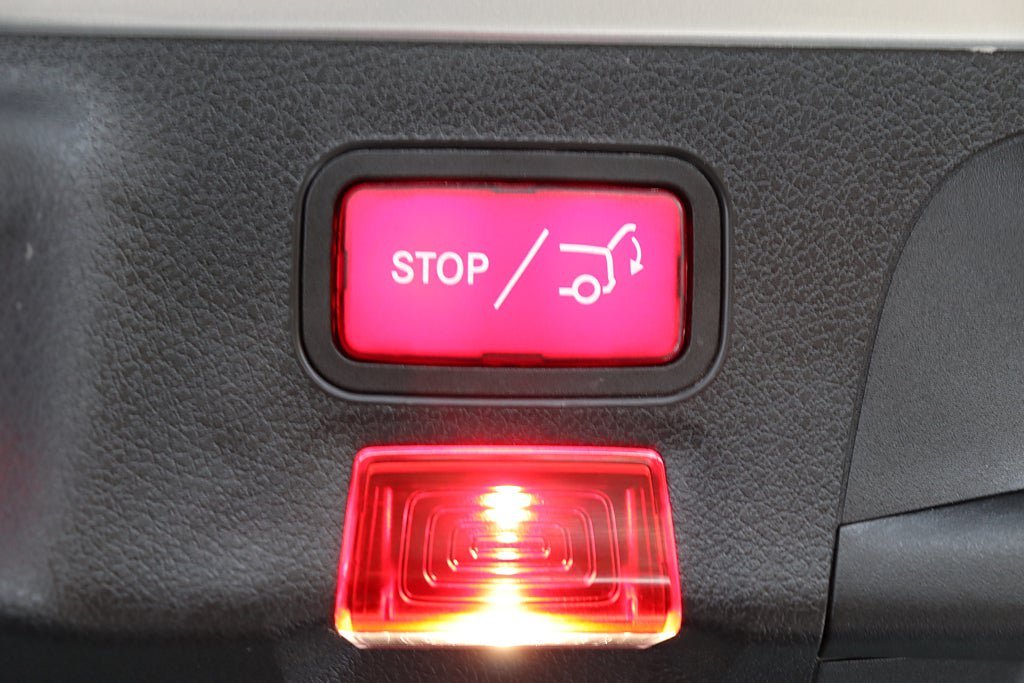 Vehicle Image 23