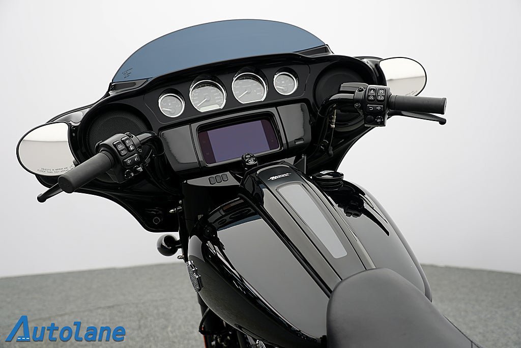 Vehicle Image 21