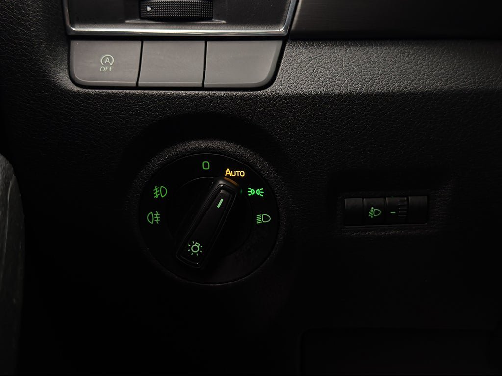 Vehicle Image 27