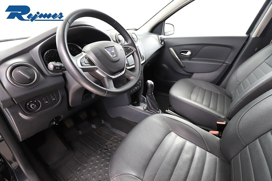 Vehicle Image 20