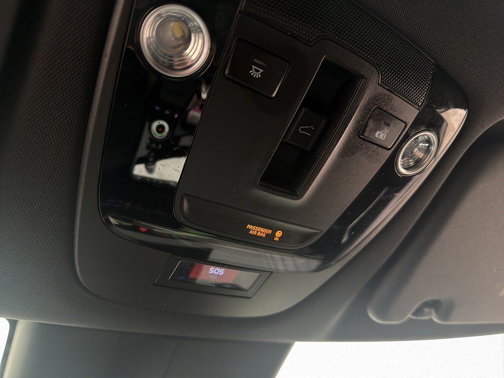 Vehicle Image 33