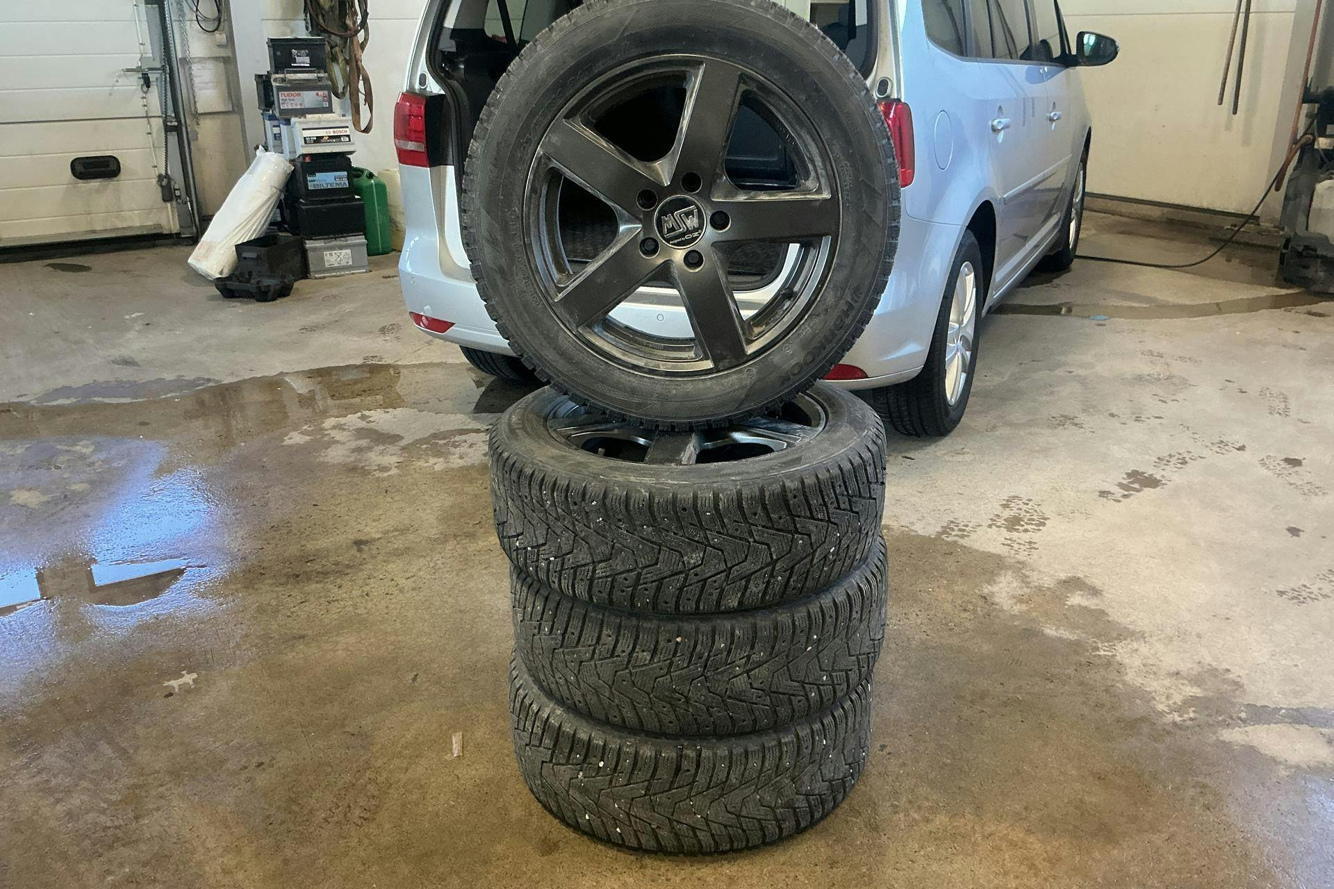 Vehicle Image 14