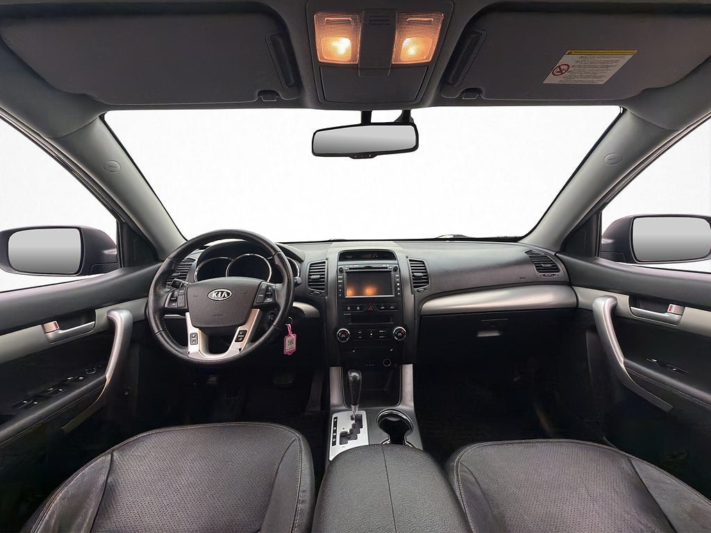 Vehicle Image 13