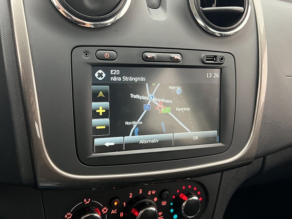 Vehicle Image 17