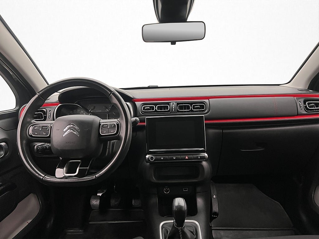 Vehicle Image 12