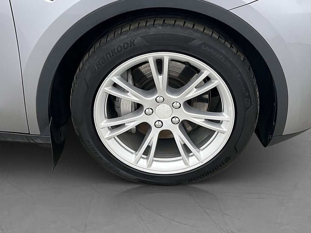Vehicle Image 36