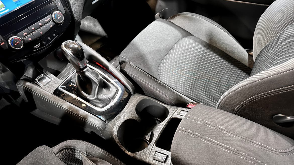Vehicle Image 15