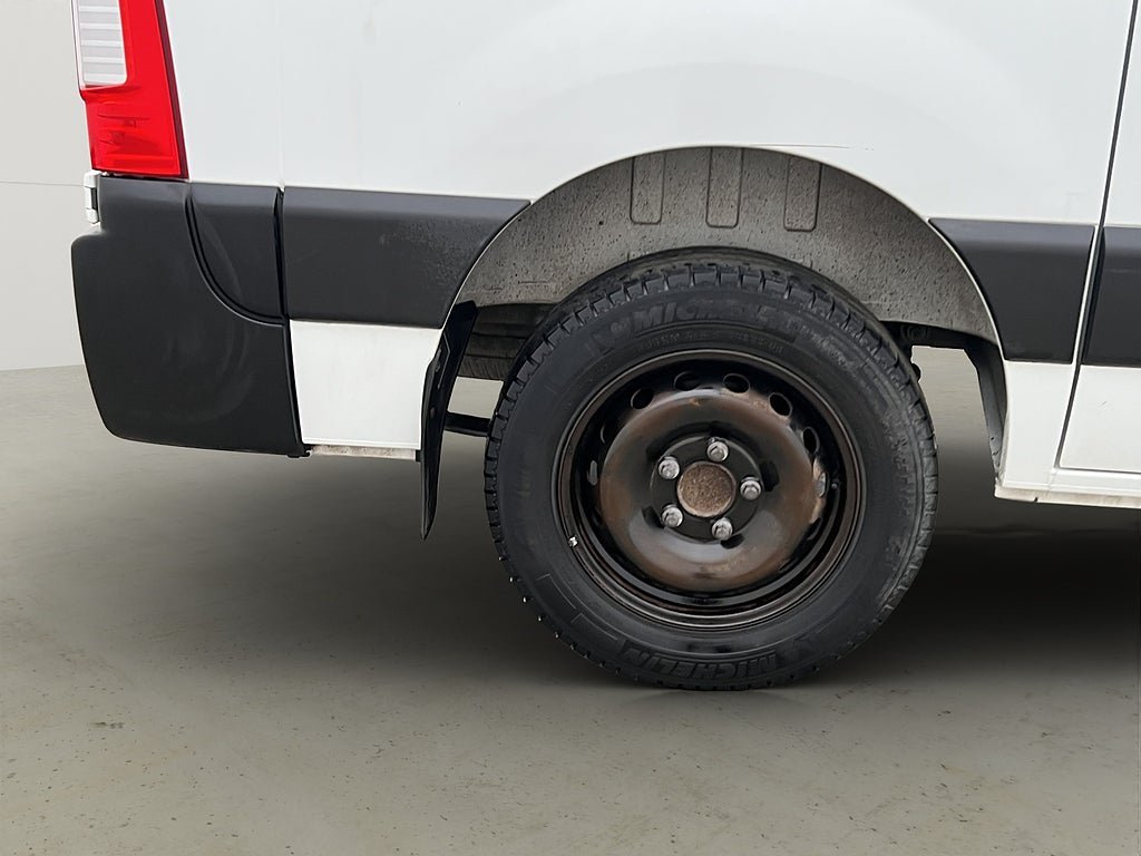 Vehicle Image 26