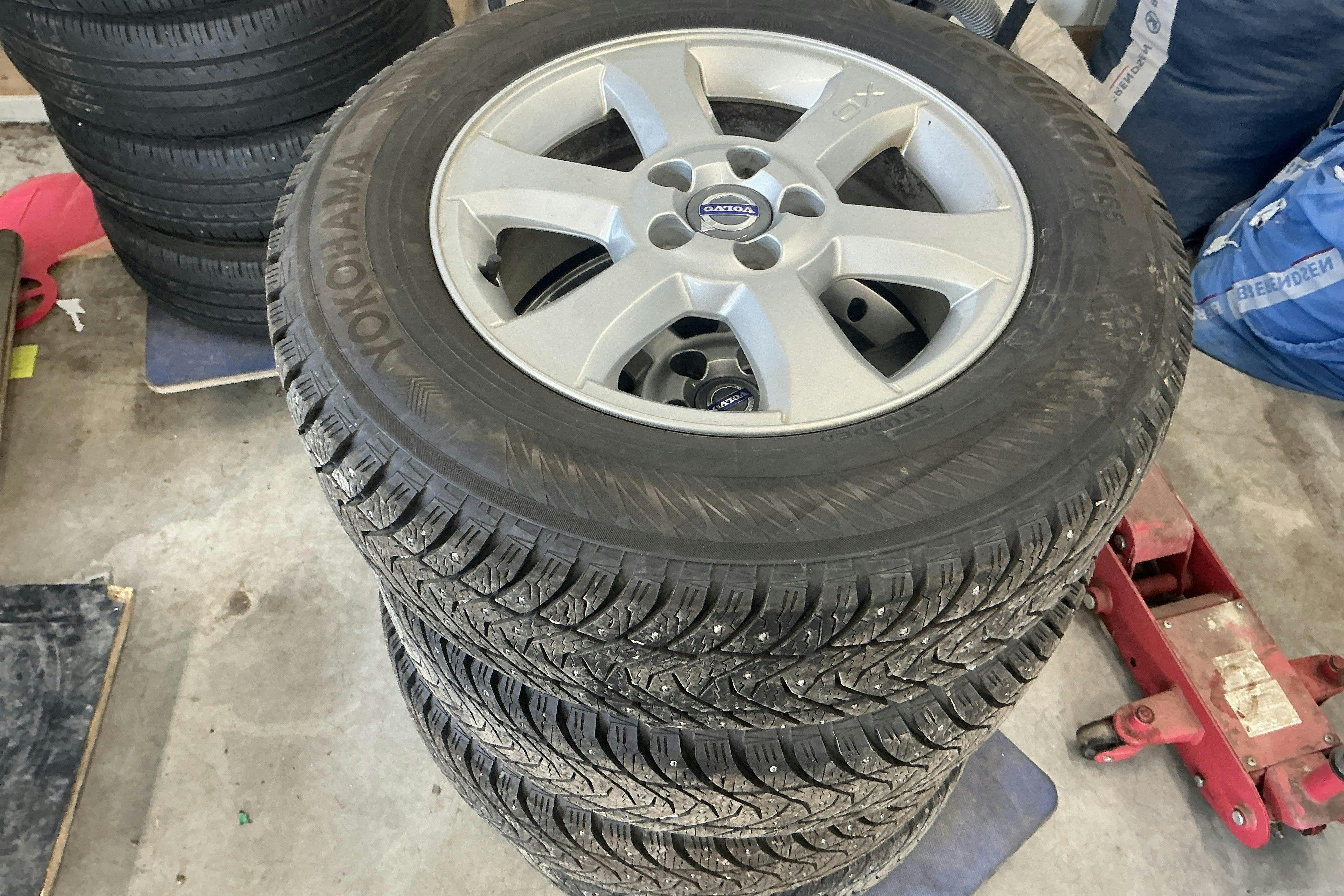 Vehicle Image 15